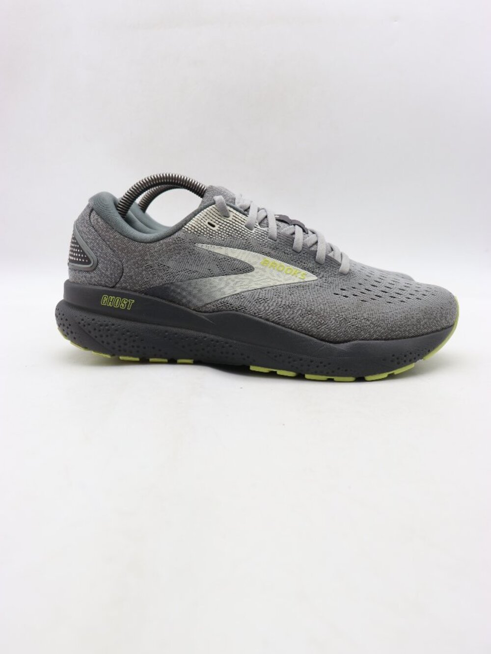 Brooks Ghost 16 Men's Size 9 Gray Black Athletic Running Walking Shoes Sneakers